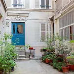 Montmartre Apartments Antoine